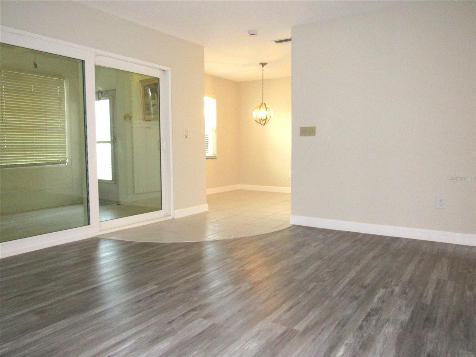 22333 Edgewater Drive, FL