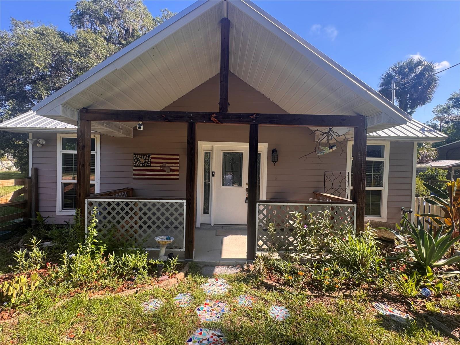 103 Grove Street, FL