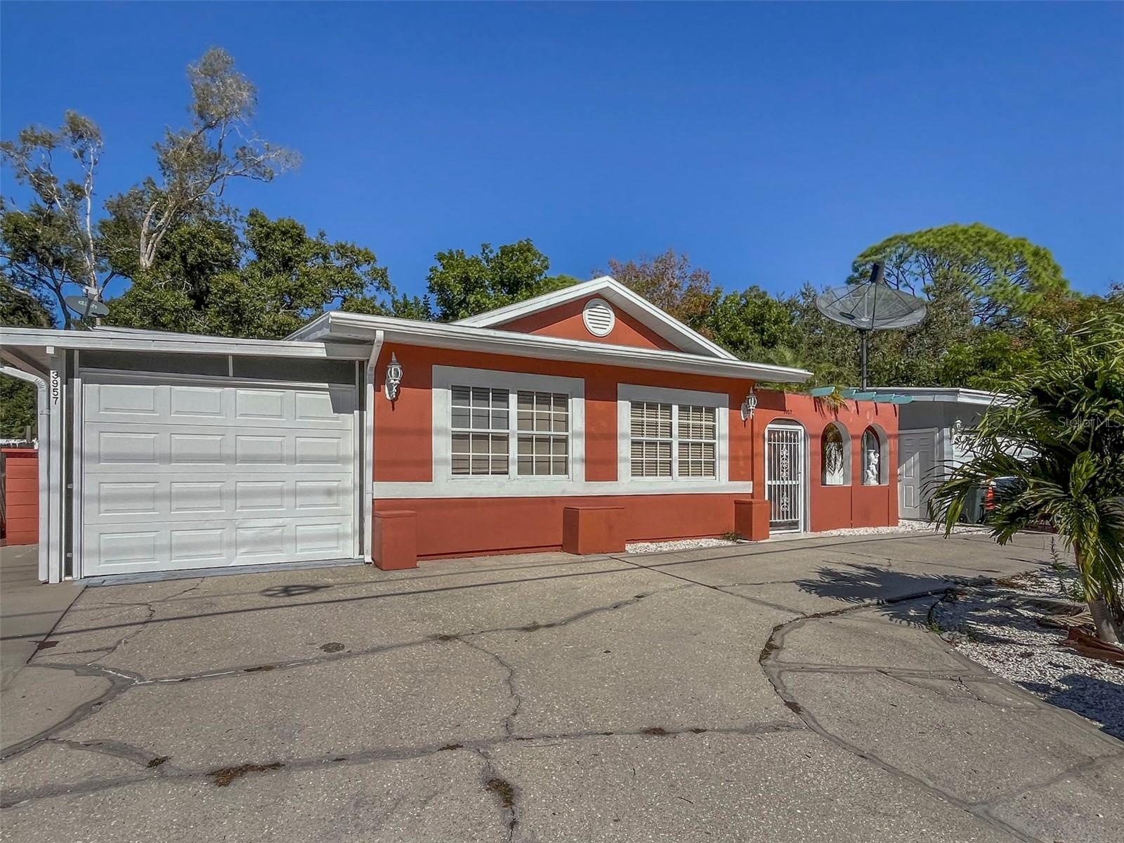 3957 Proctor Road, FL