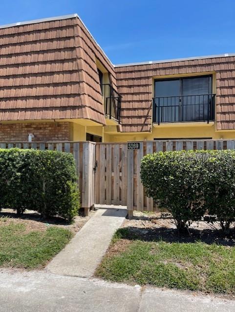 5269 Middle Court, FL