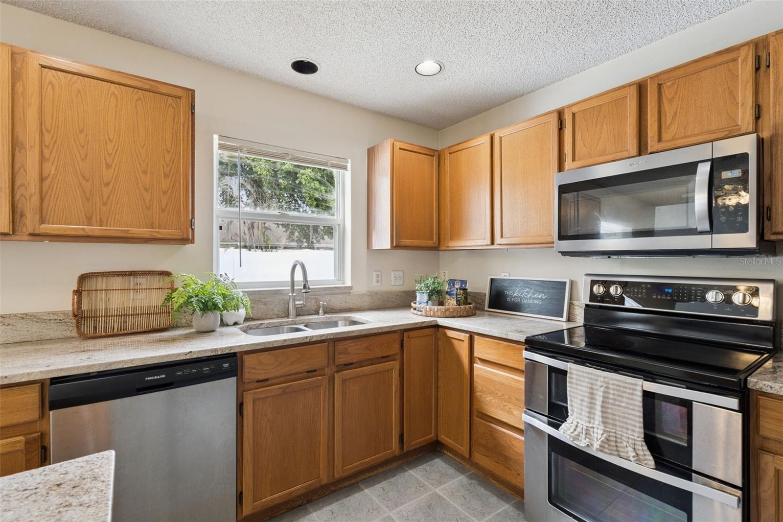 12620 Waterhaven Circle, FL