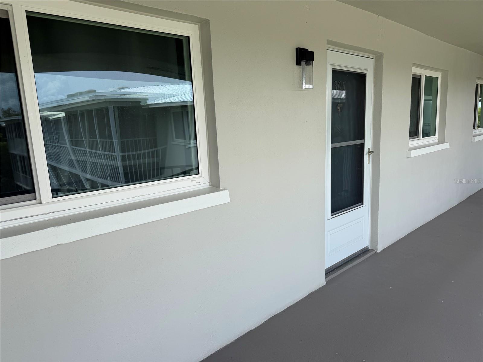 649 Tamiami Trail, FL