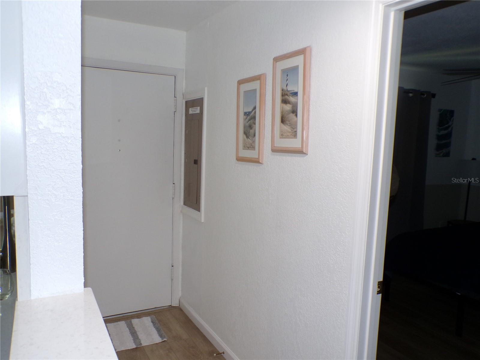 649 Tamiami Trail, FL