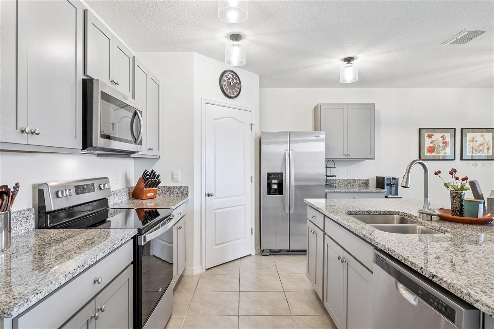 5634 Winona Drive, FL