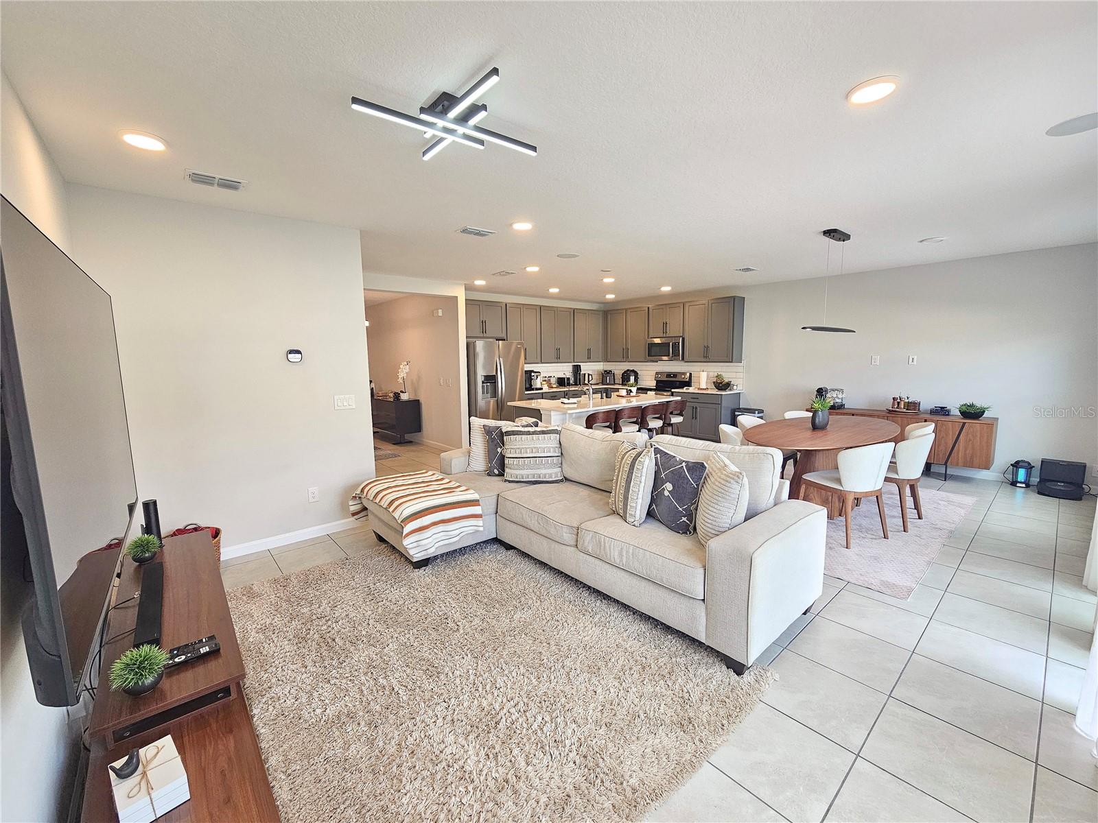 3775 Knotty Pine Street, FL