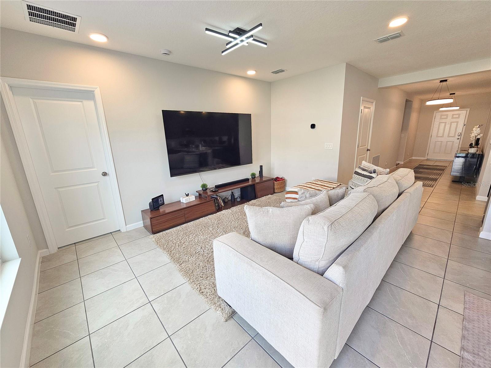 3775 Knotty Pine Street, FL