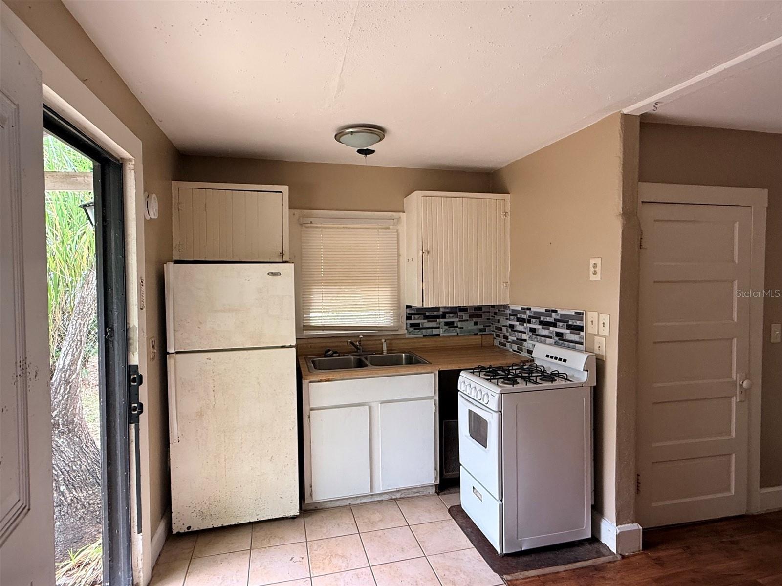 1648 27th Avenue, FL