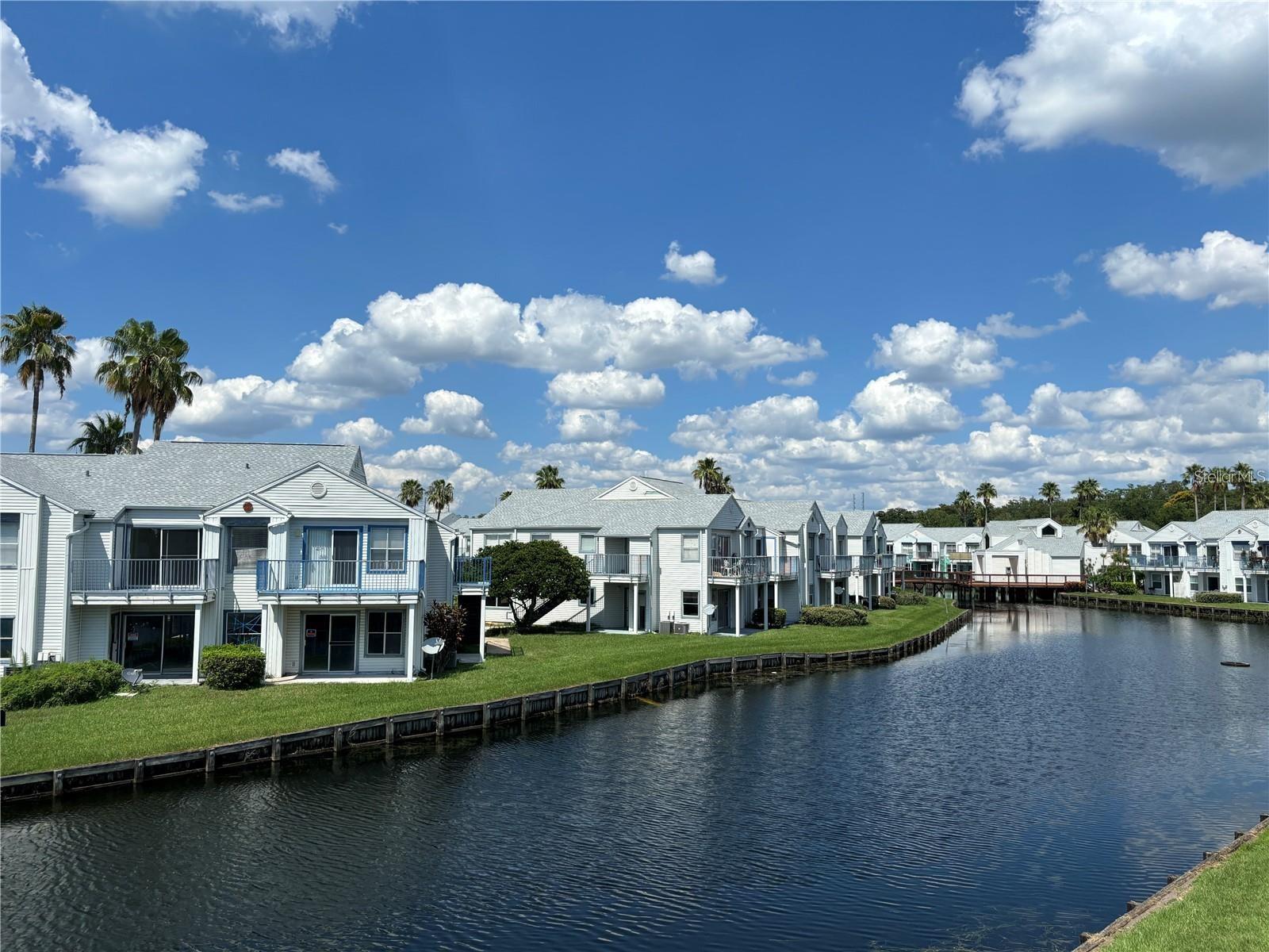 2556 Woodgate Boulevard, FL