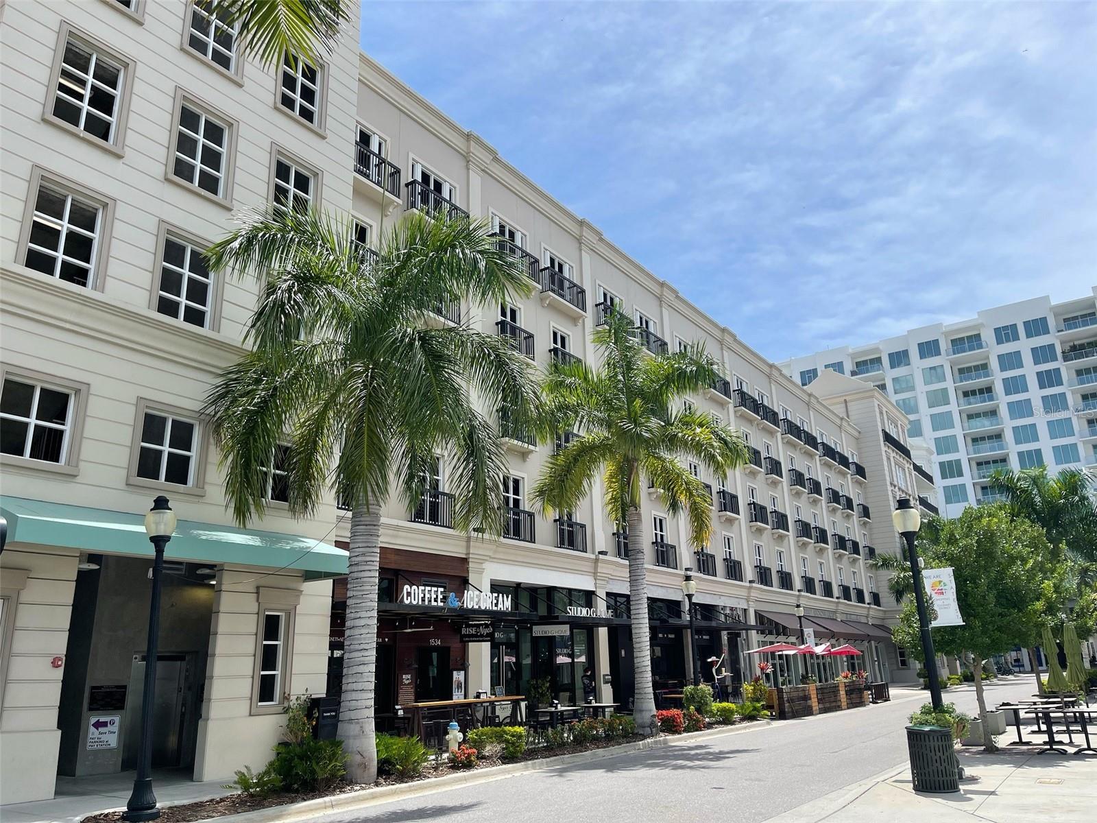 1500 State Street, FL