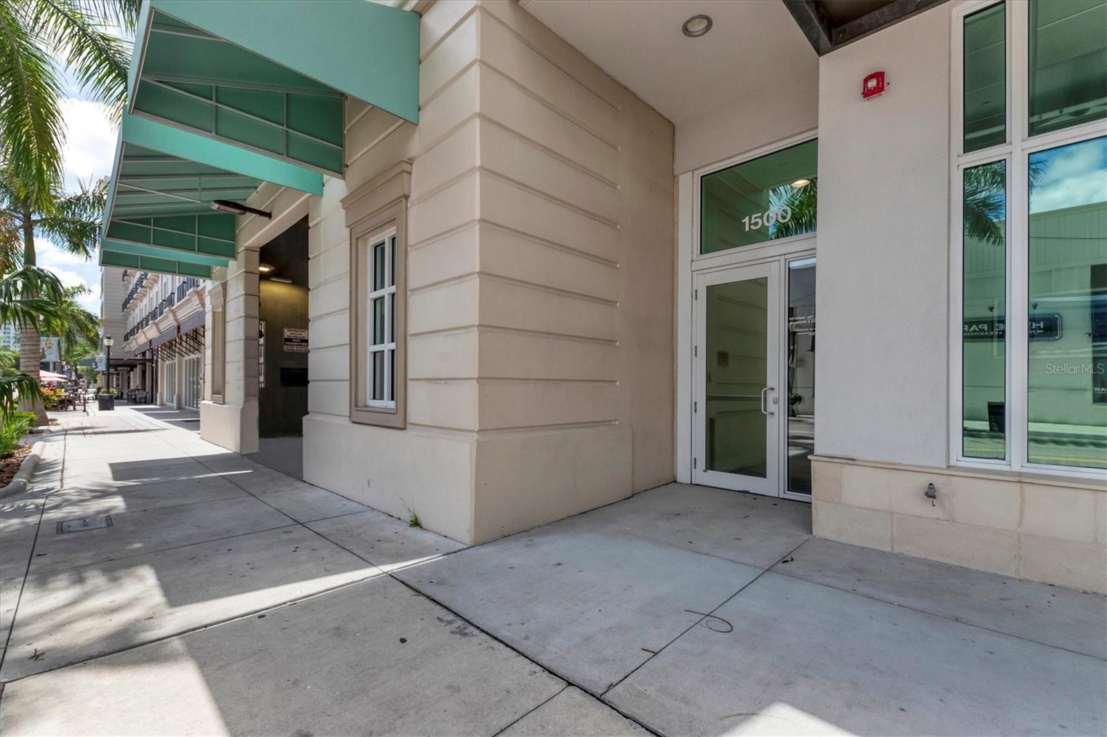 1500 State Street, FL