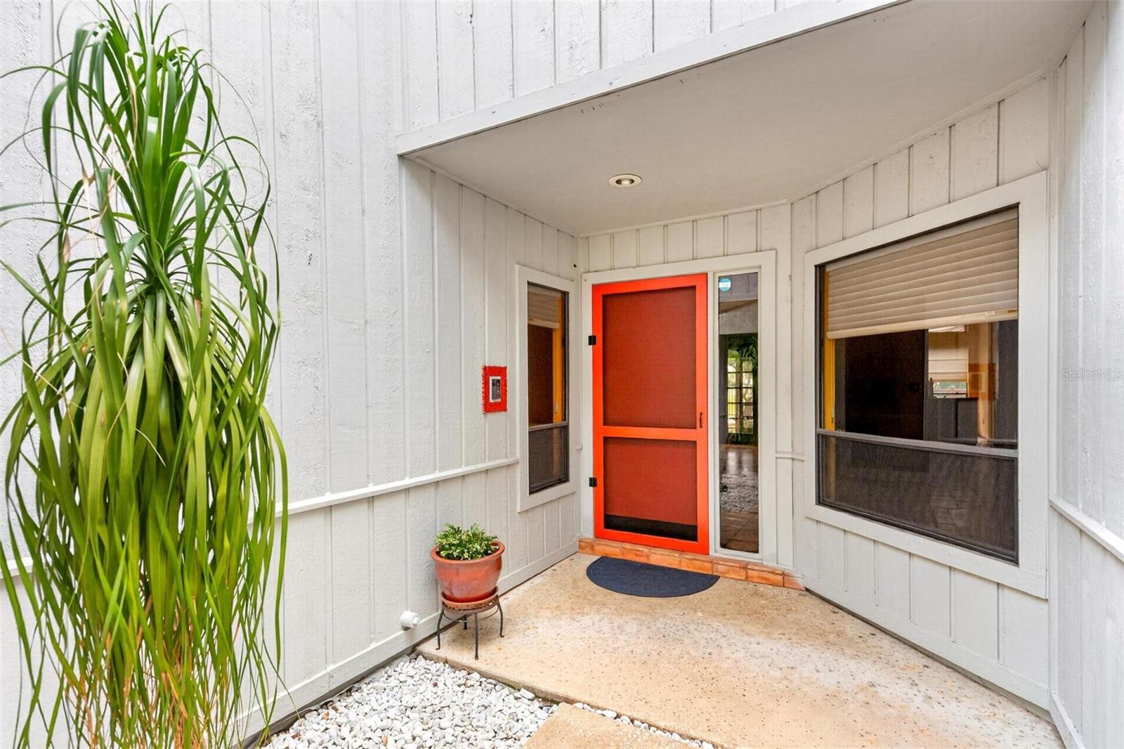 2656 Bent Hickory Circle, FL