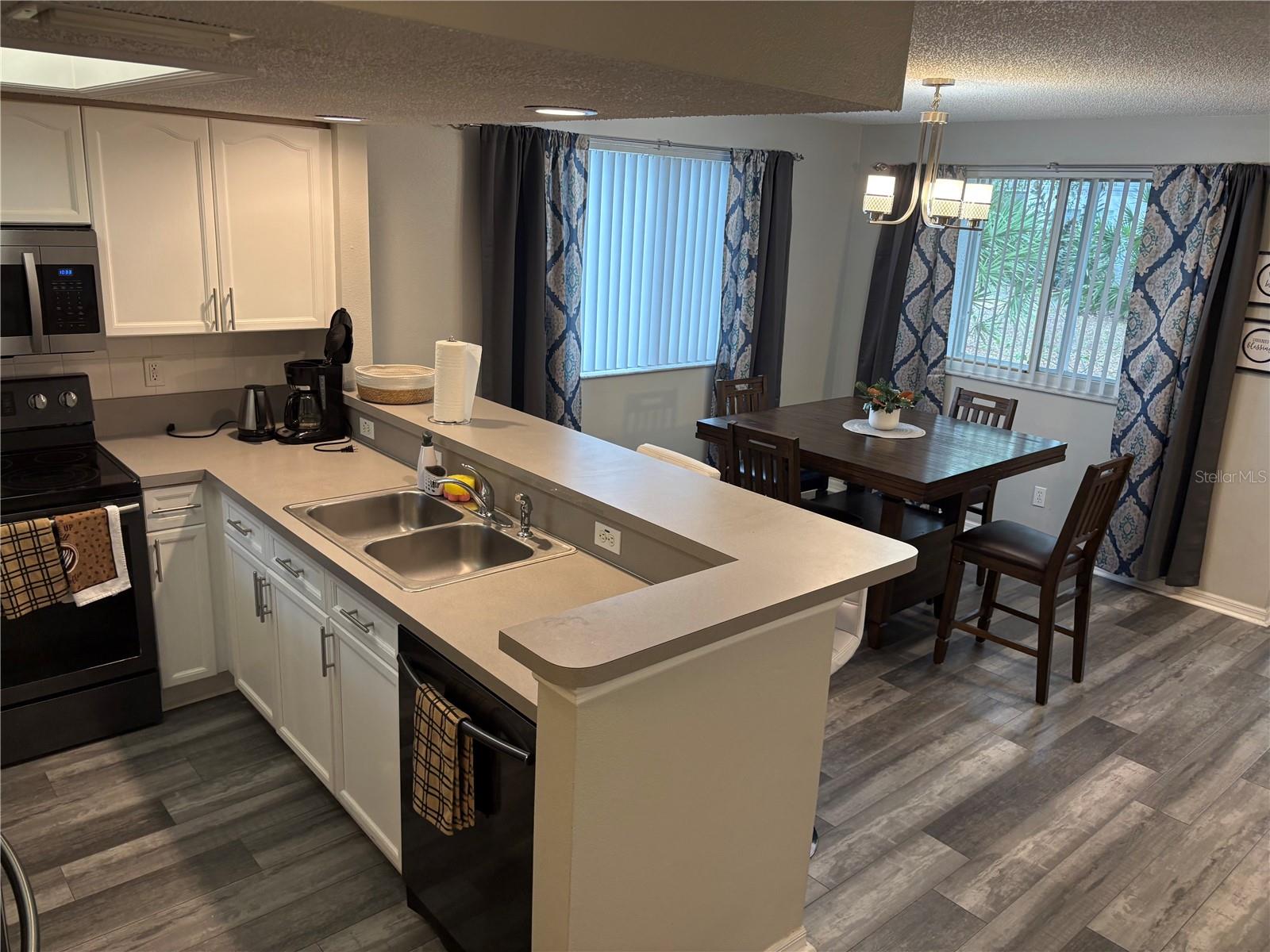 9122 Jakes Path, FL