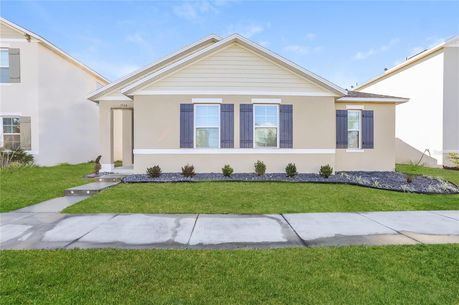 1924 Red Canyon Drive, FL