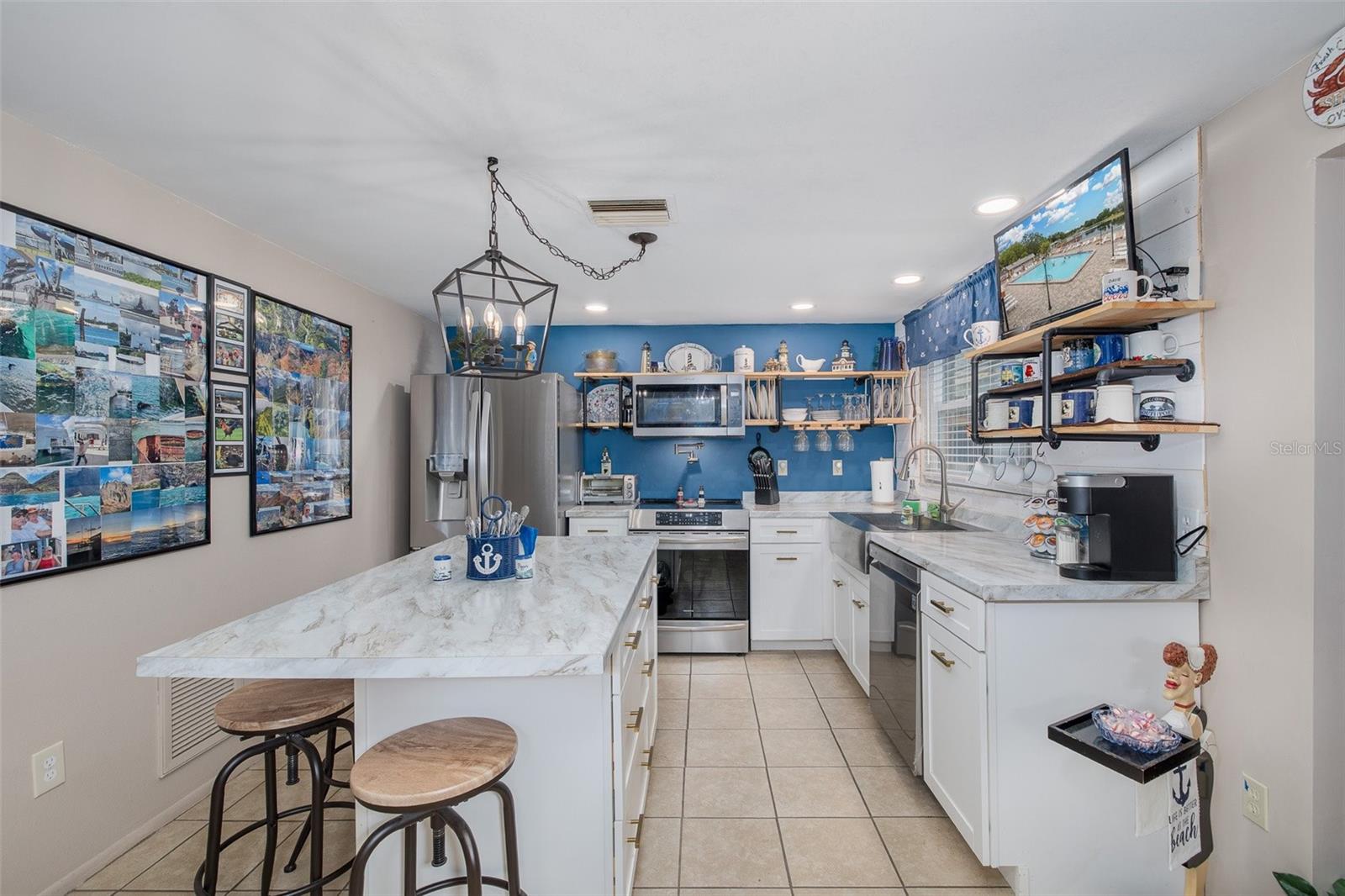 8225 San Felipe Court, FL