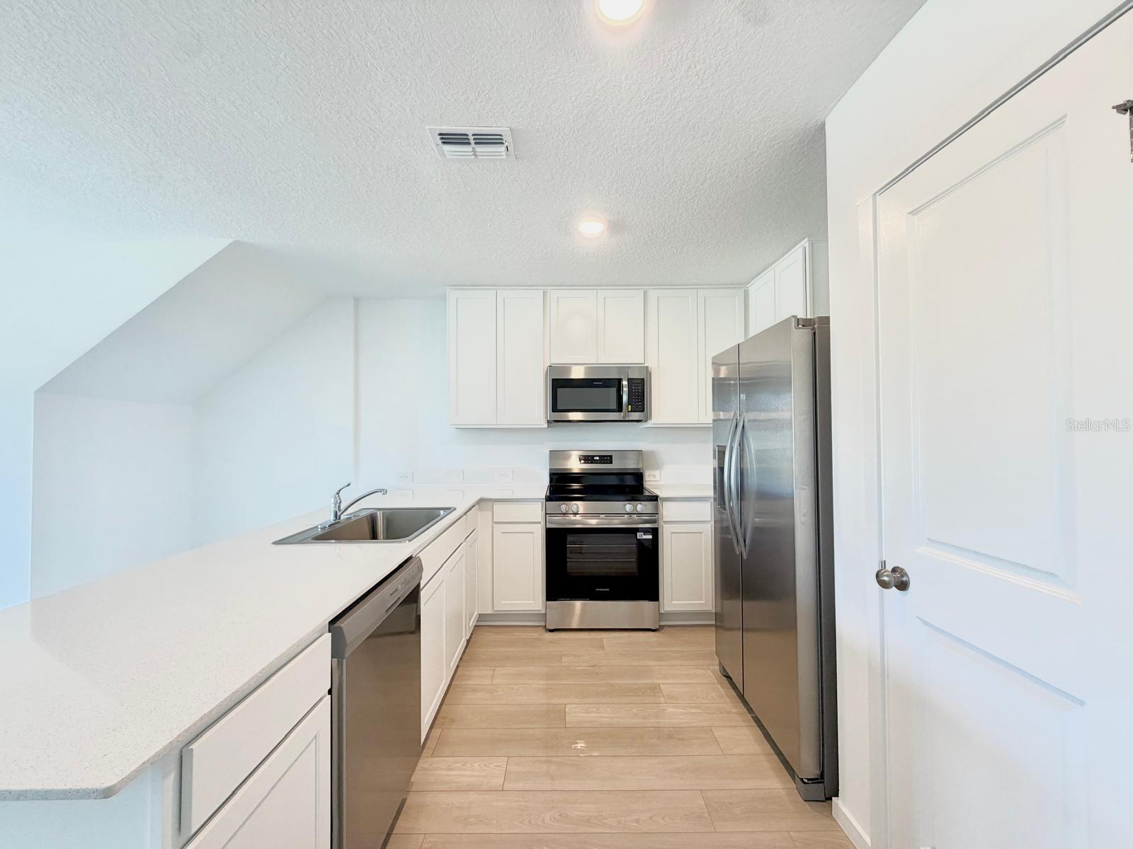 836 Lynx Street, FL