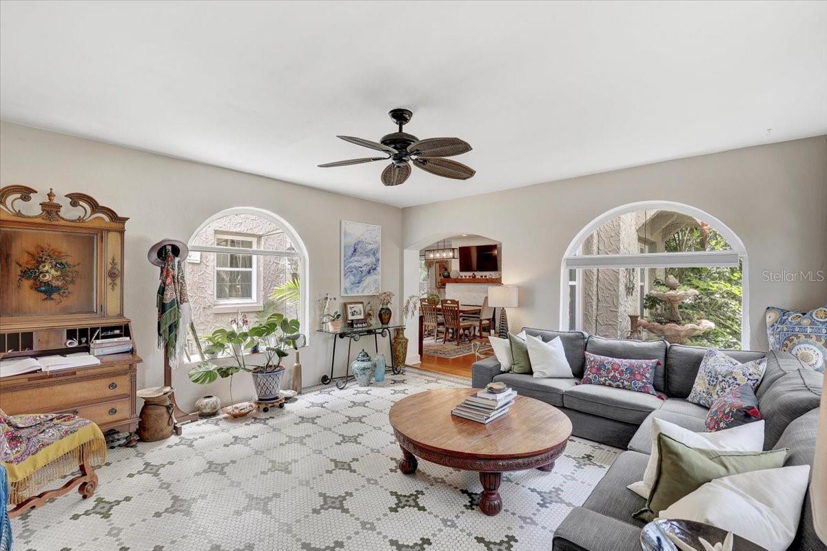 325 49th Street, FL