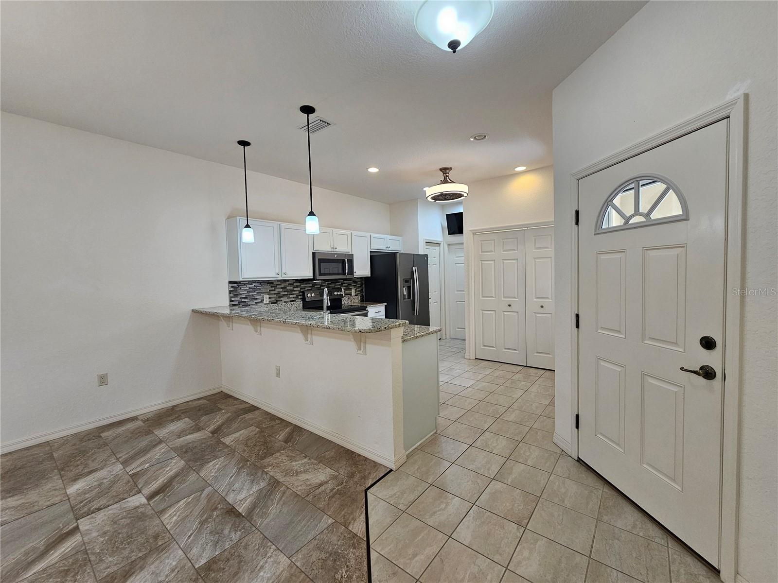 1590 Vienna Square Drive, FL