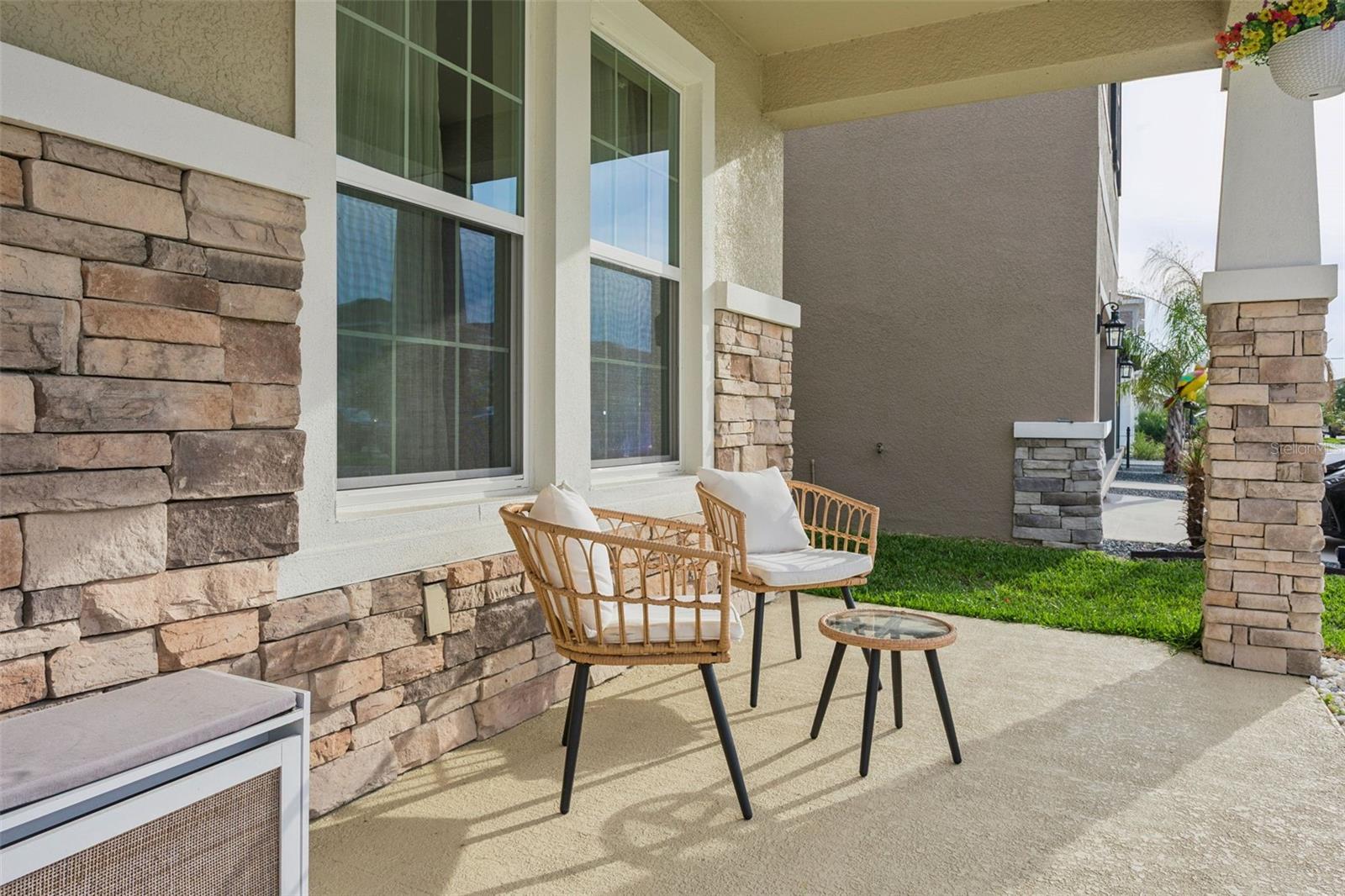 9119 Forge Breeze Loop, FL