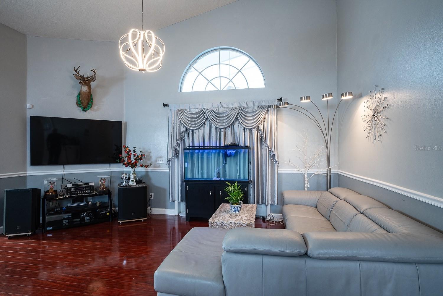4443 Oakton Drive, FL