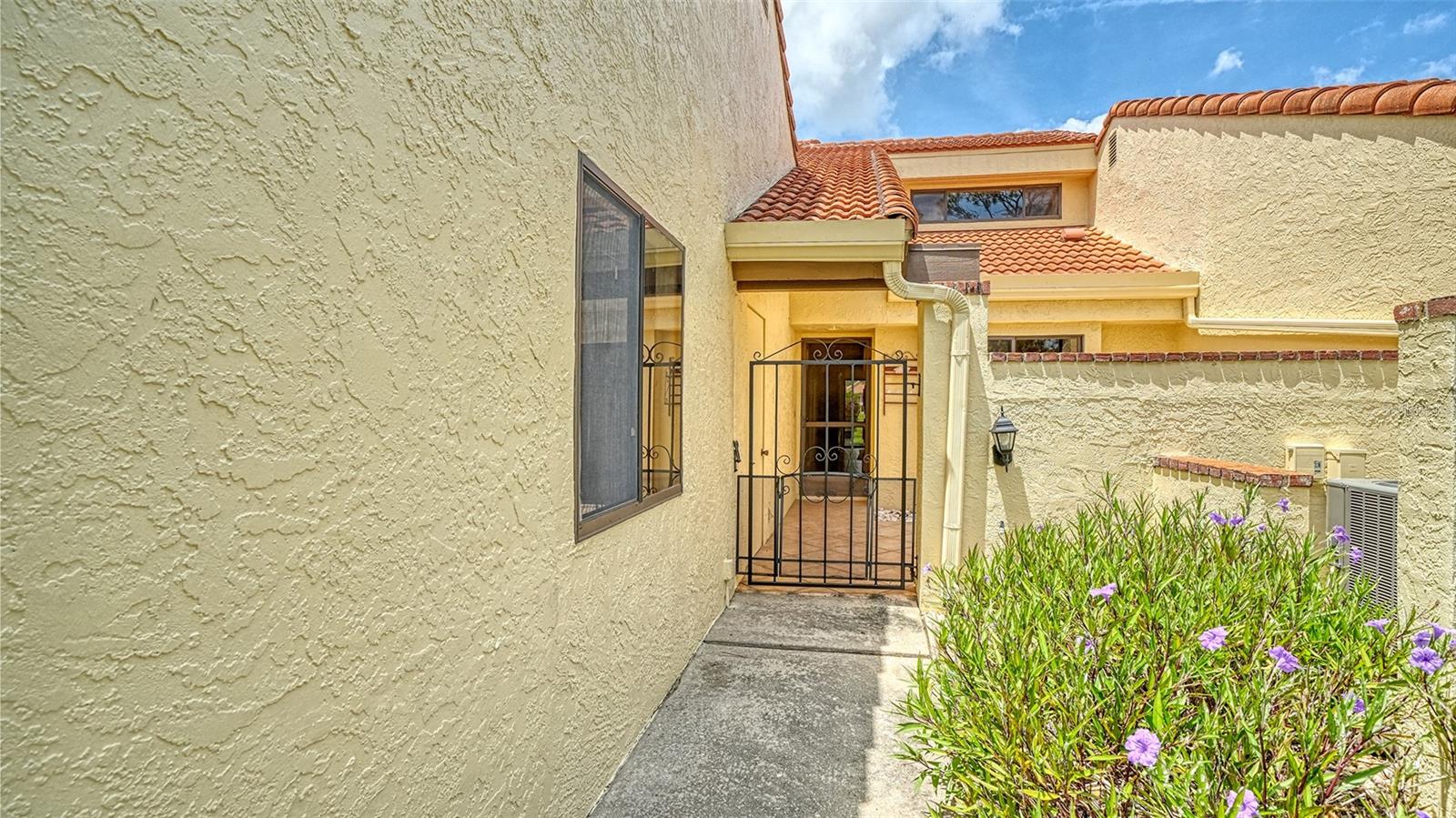5294 Huntingwood Court, FL
