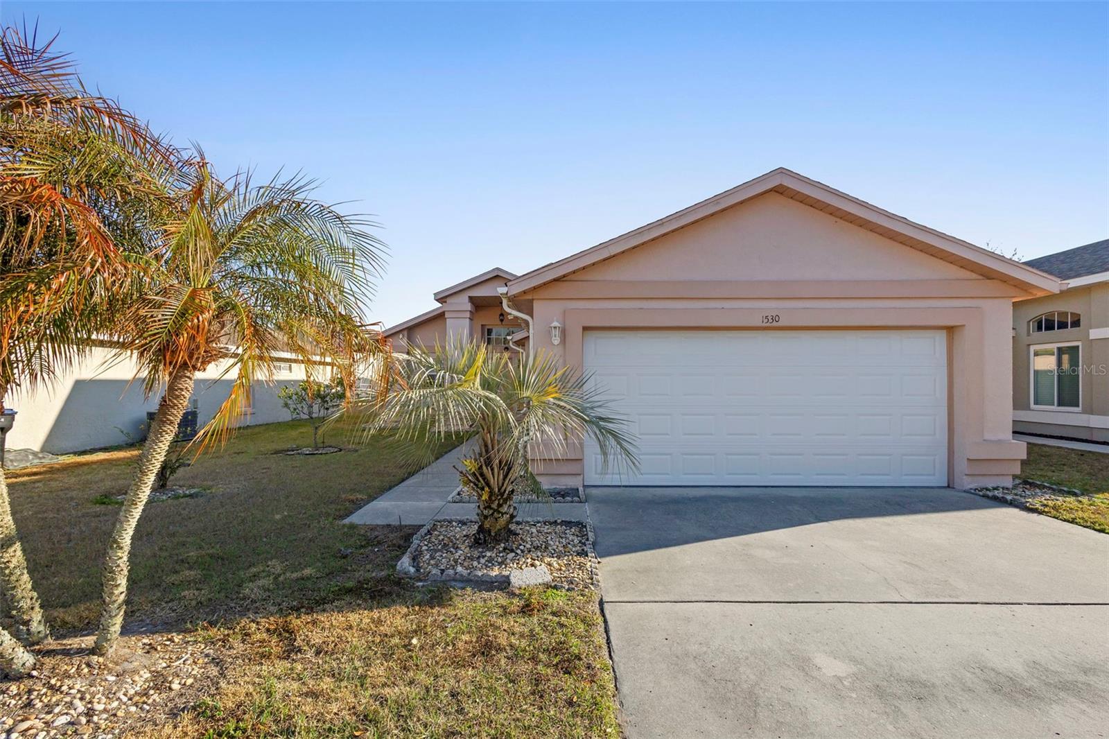 1530 Larks Nest Court, FL