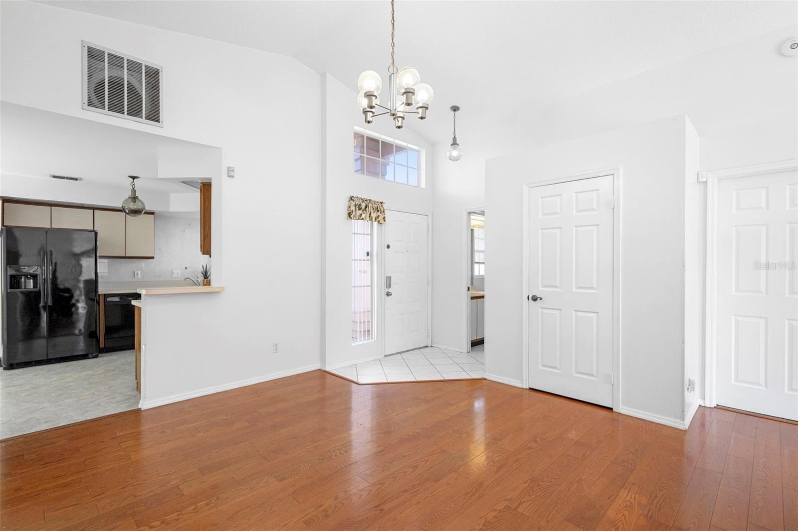 1530 Larks Nest Court, FL