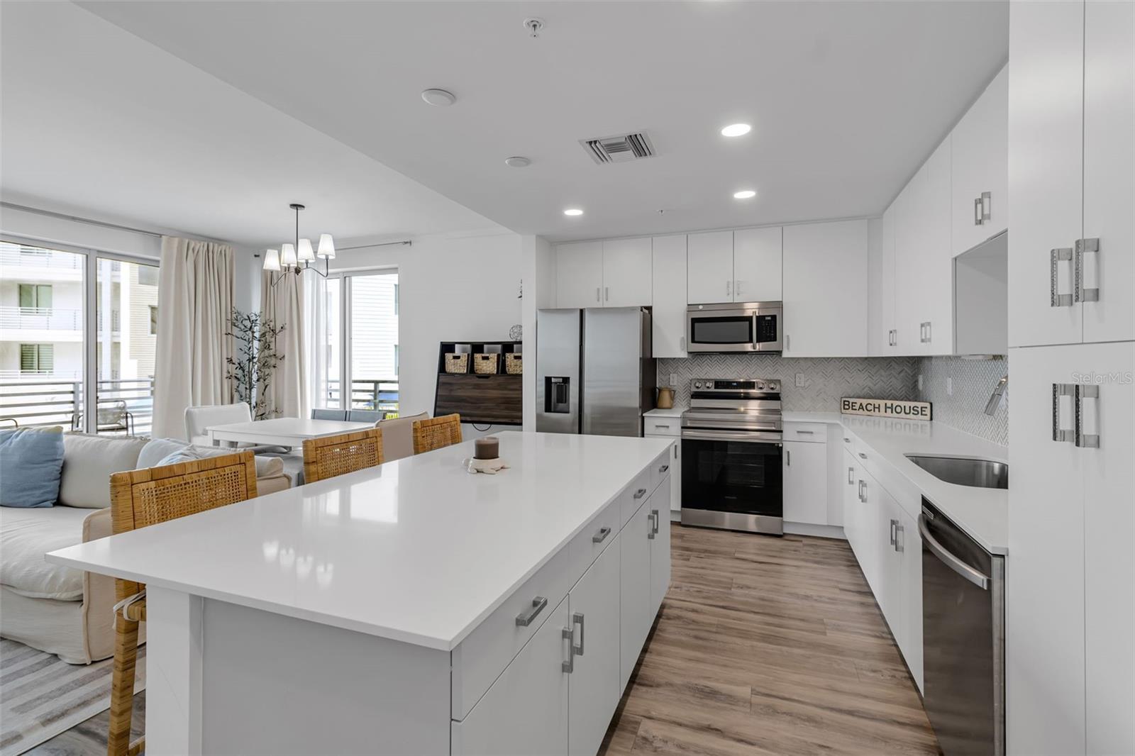 1703 Tamiami Trail, FL