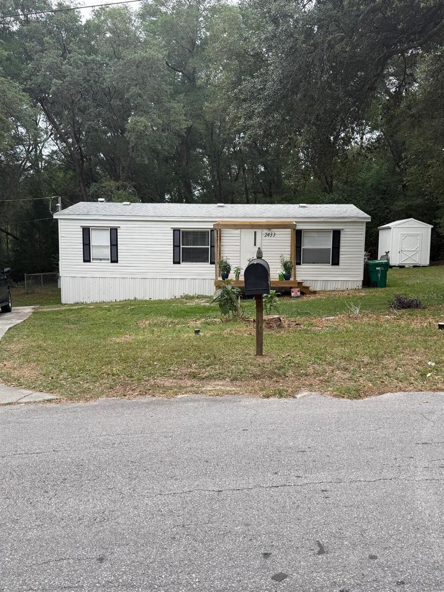 2433 North Street, FL