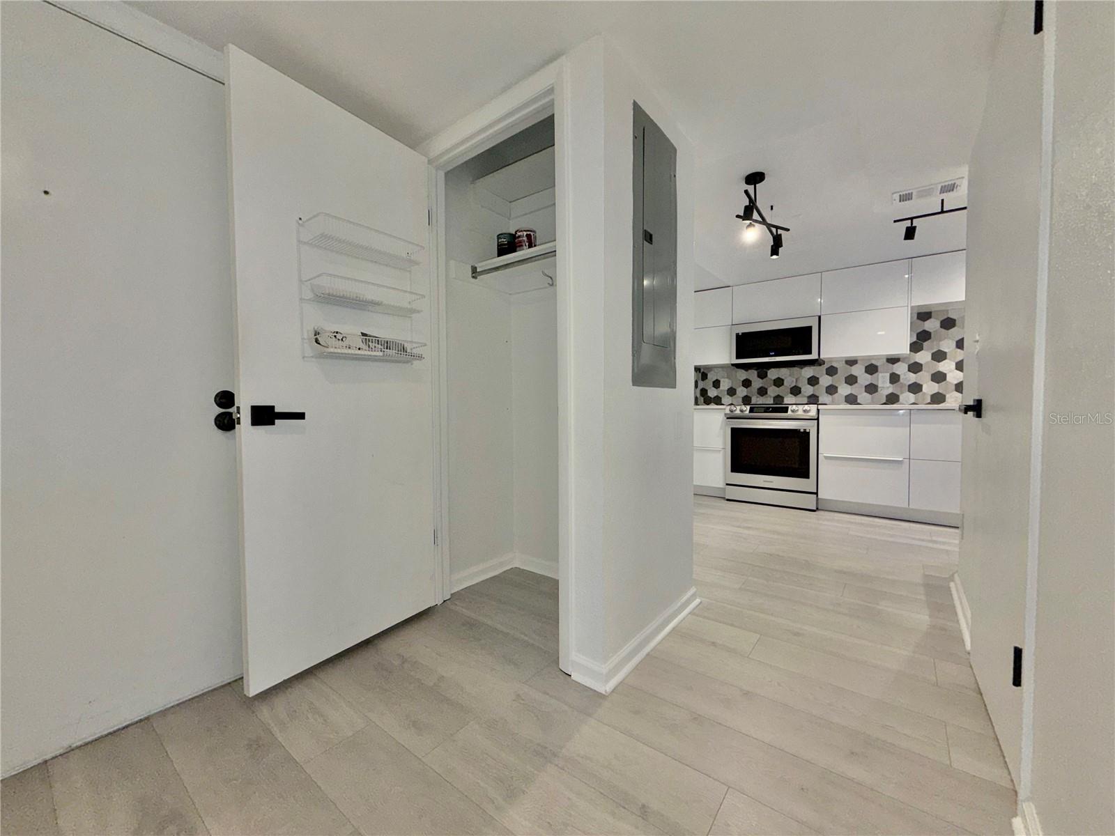 3707 Pine Cone Circle, FL