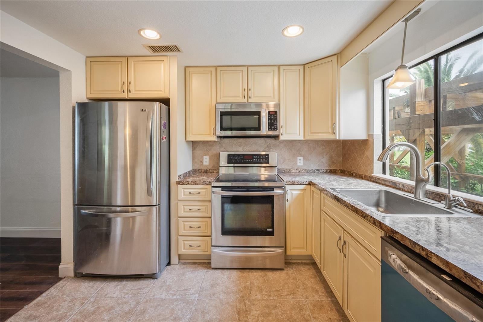 4434 Tucker Square, FL