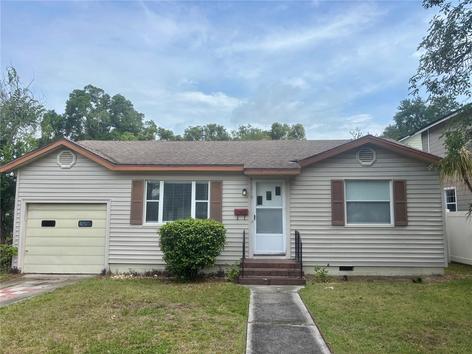 1219 Lake Highland Drive, FL