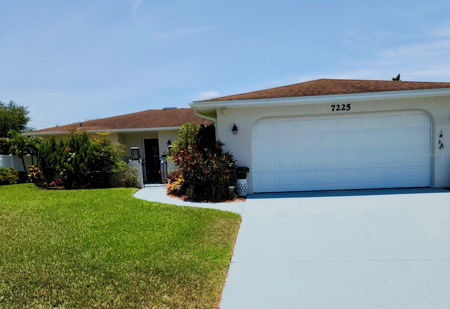7225 8th Avenue Loop, FL