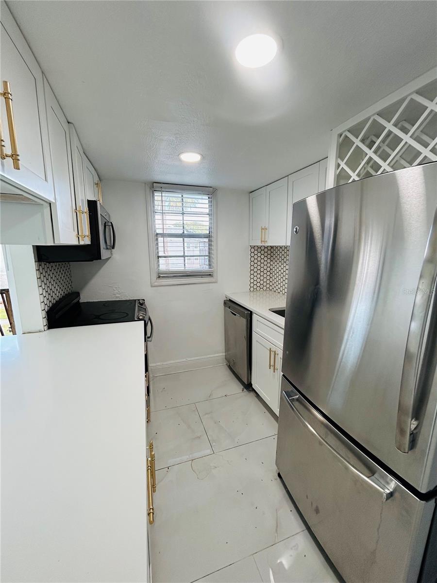 2787 L B Mcleod Road, FL