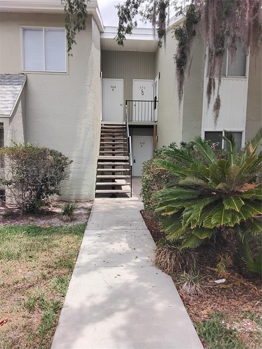 570 Bahia Circle, FL