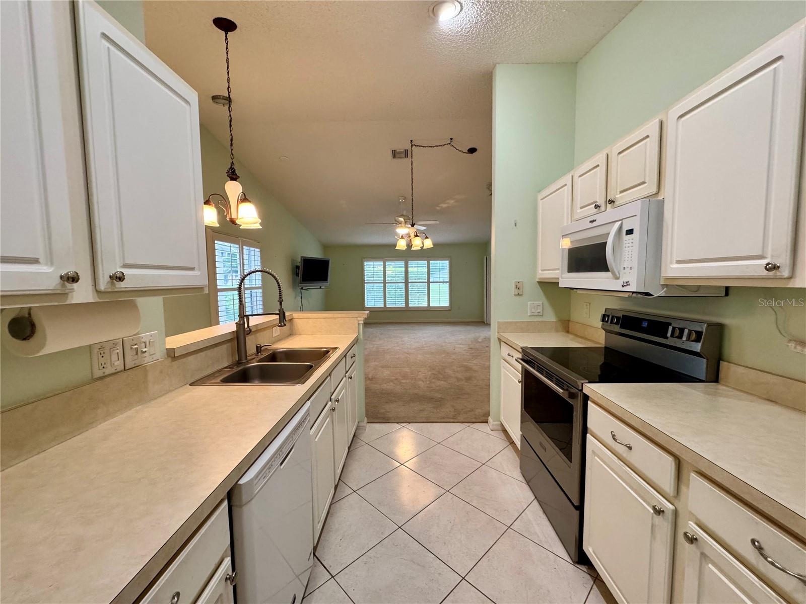 549 Golfview Court, FL