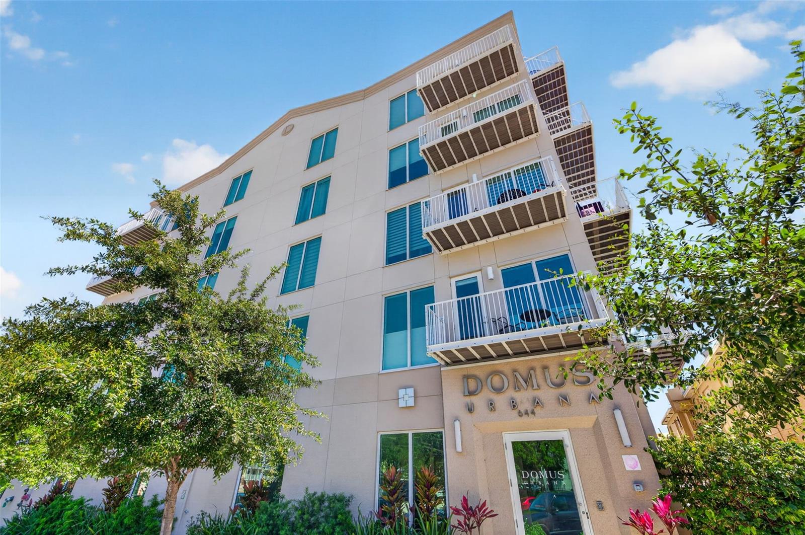 644 3rd Avenue, FL