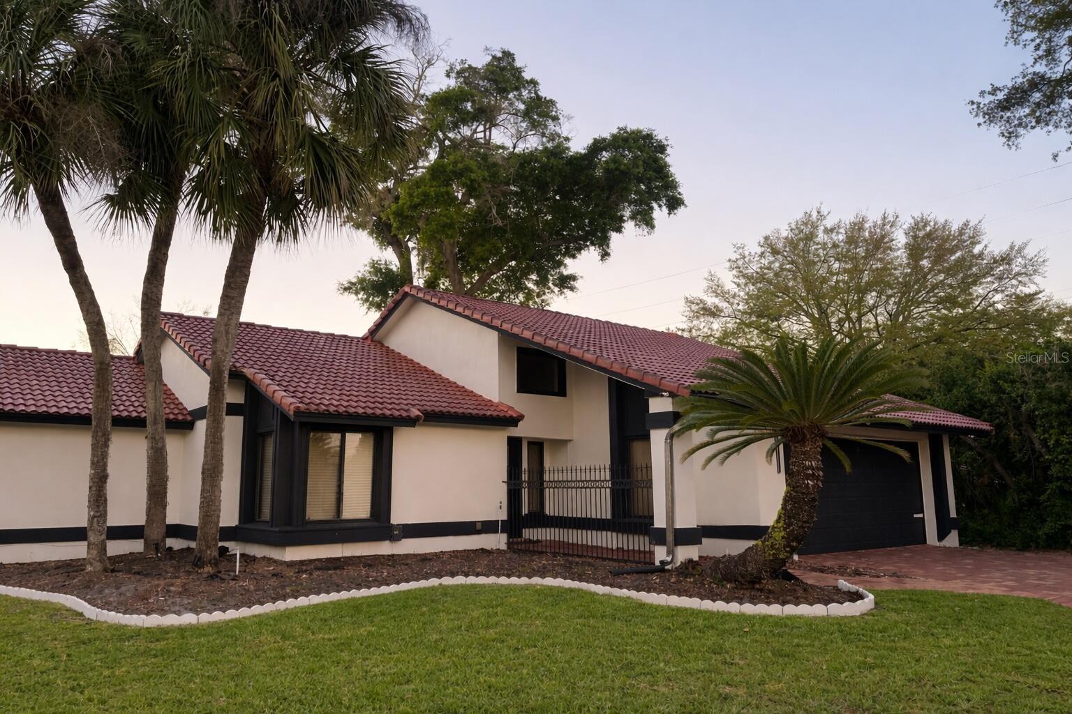 249 Waterford Court, FL