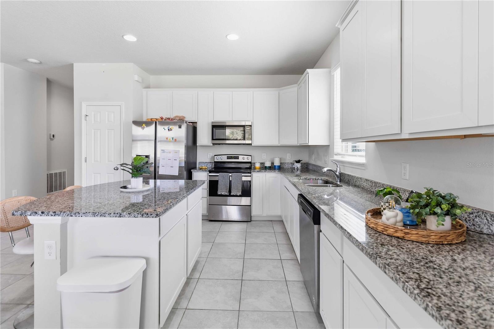 17241 Goldcrest Loop, FL