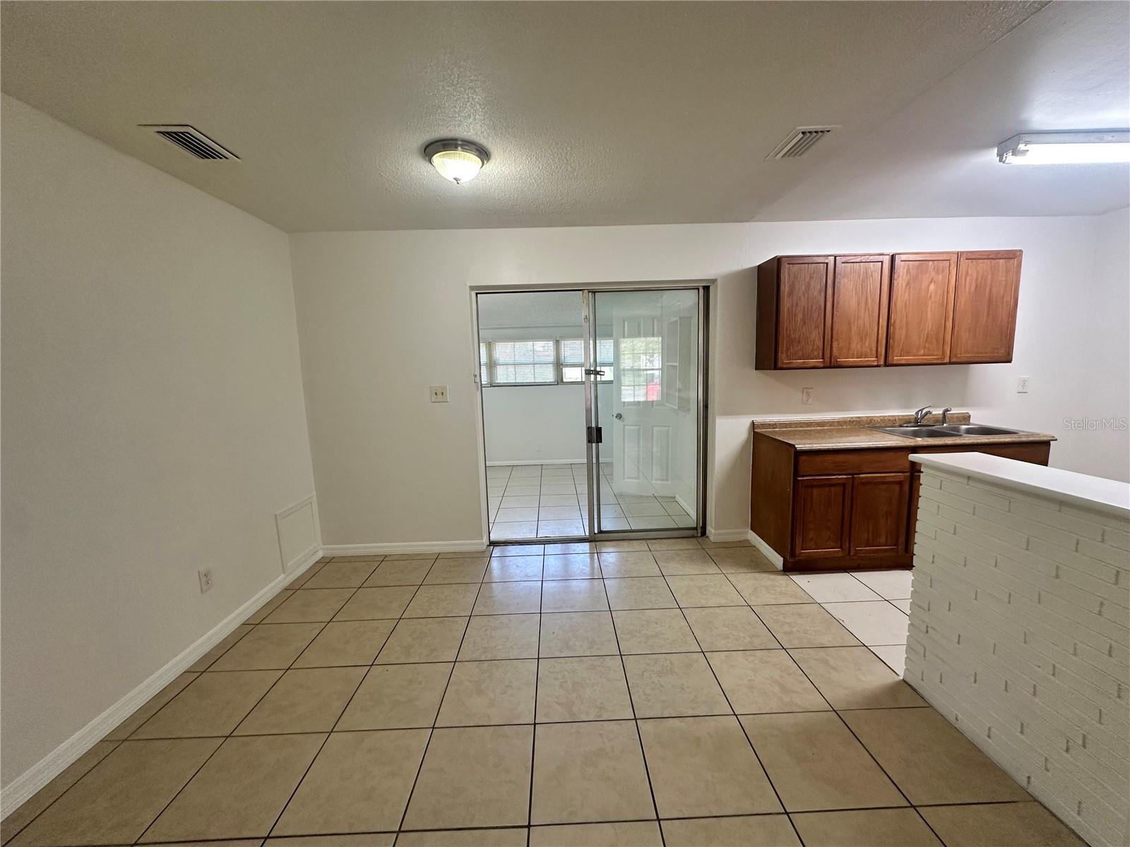 4072 Kirkland Boulevard, FL