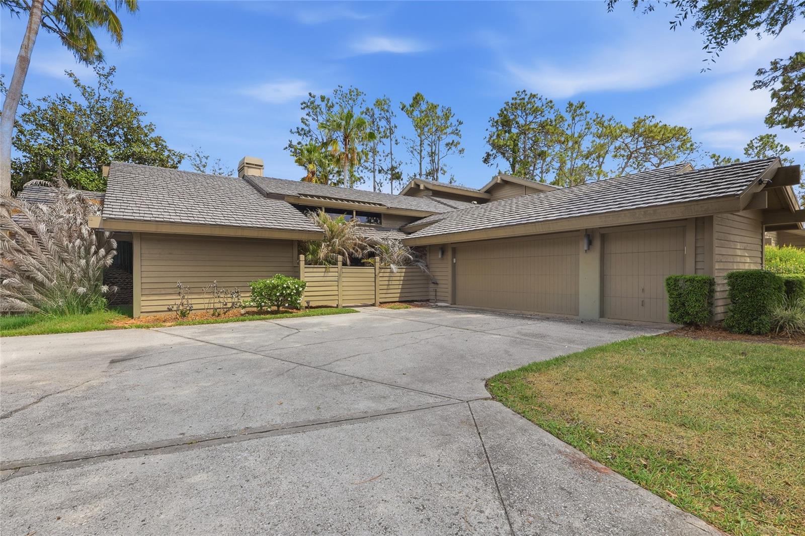 5344 Cobblestone Court, FL