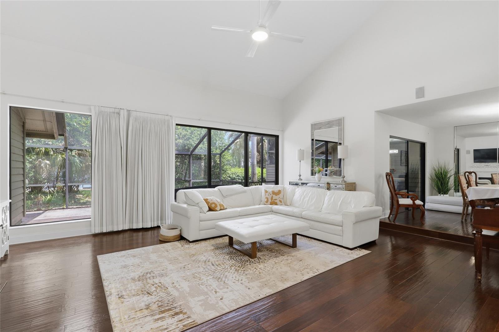 5344 Cobblestone Court, FL