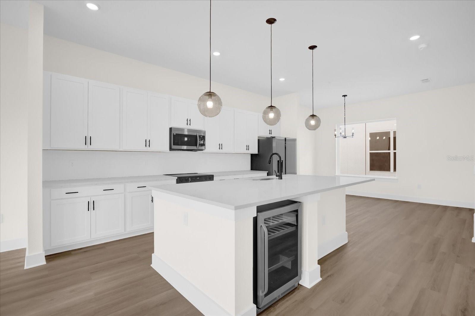 879 City Walk Lane, FL