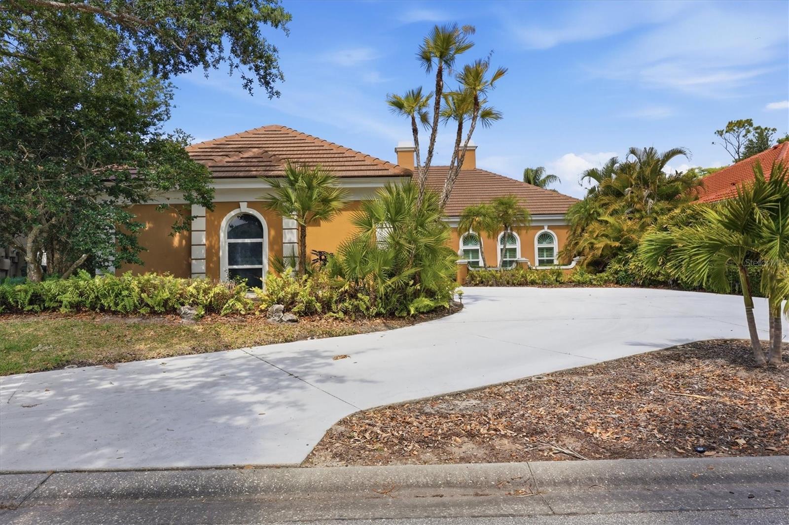 84 Cayman Isles Boulevard, FL