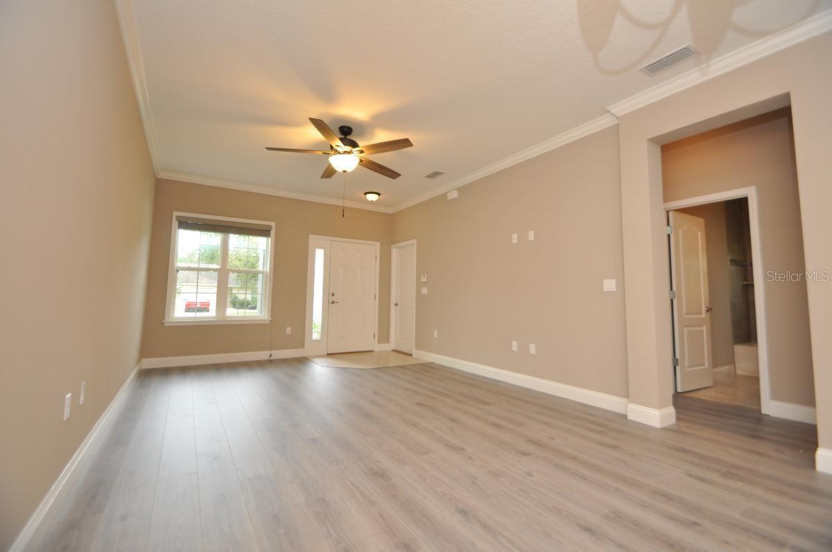 11 Ullynn Place, FL