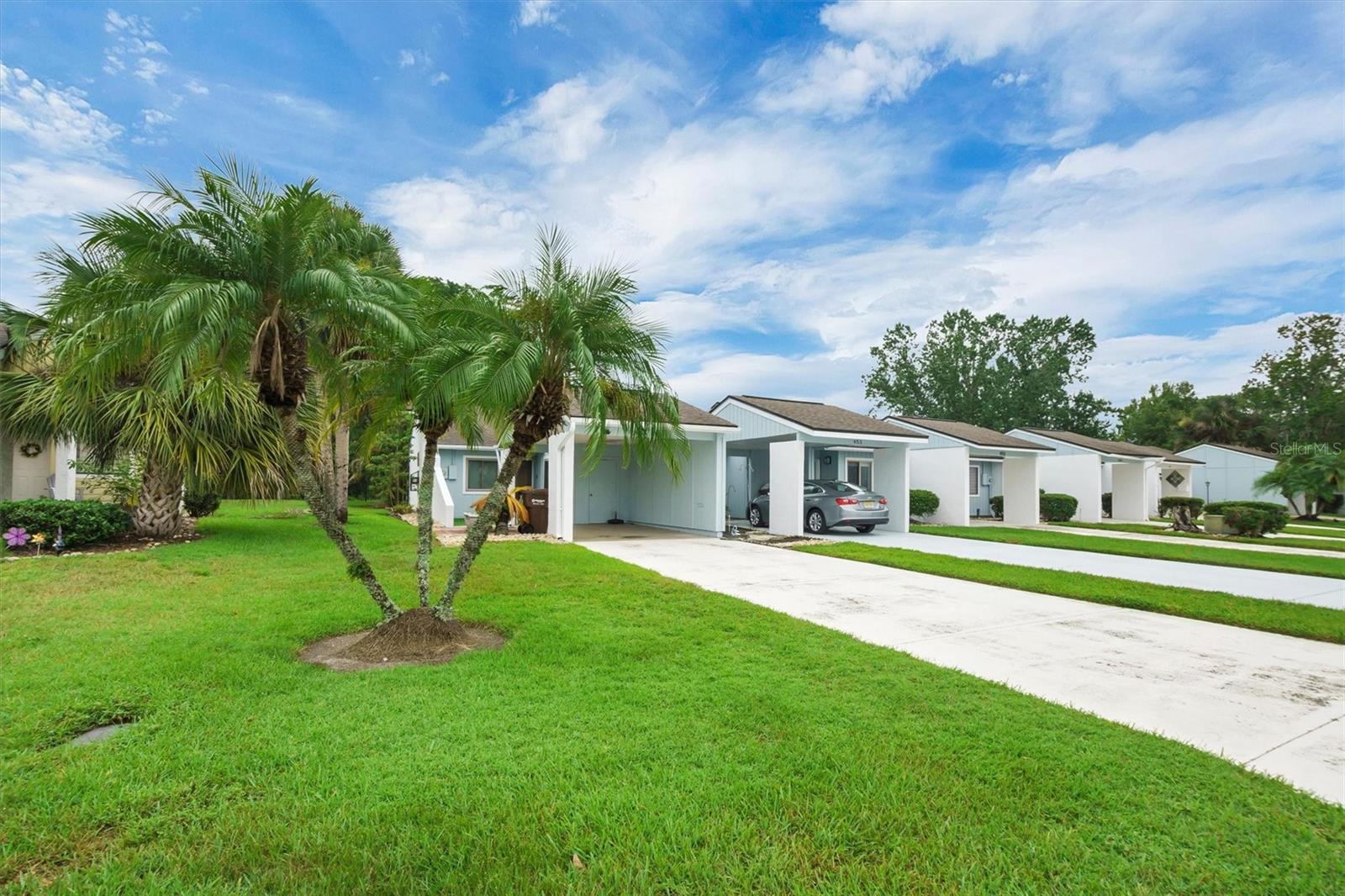 455 Prestwick Place, FL