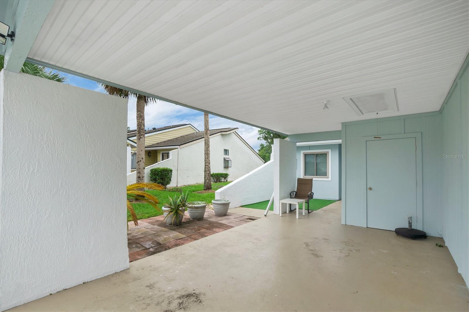 455 Prestwick Place, FL
