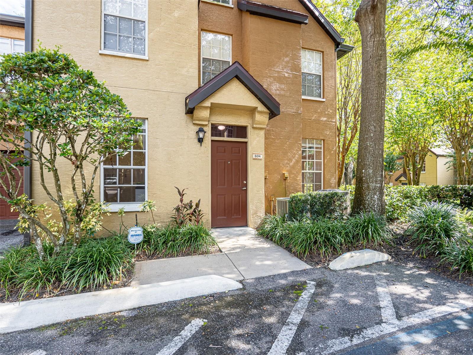 6320 Raleigh Street, FL