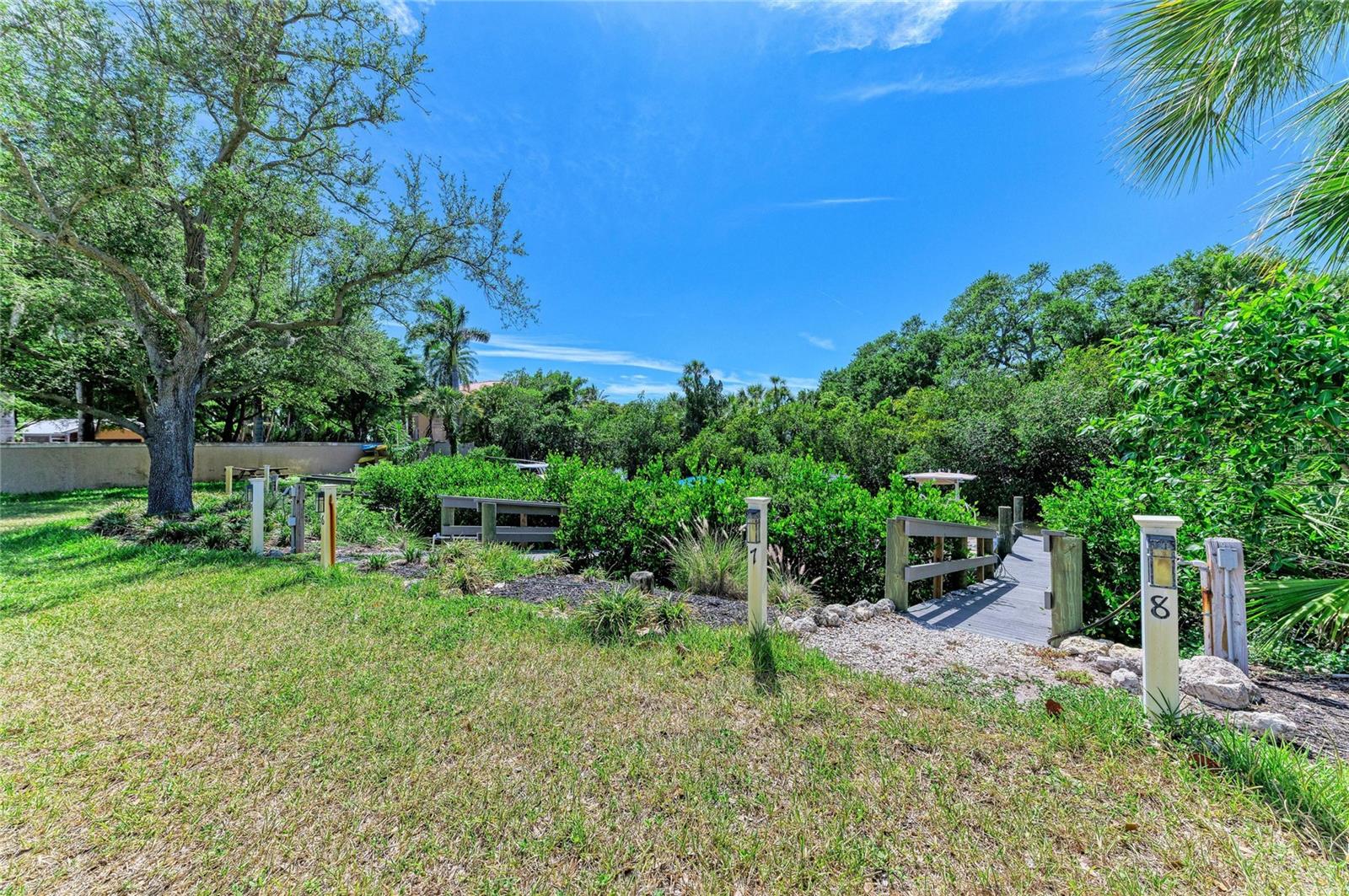 347 Bayshore Drive, FL