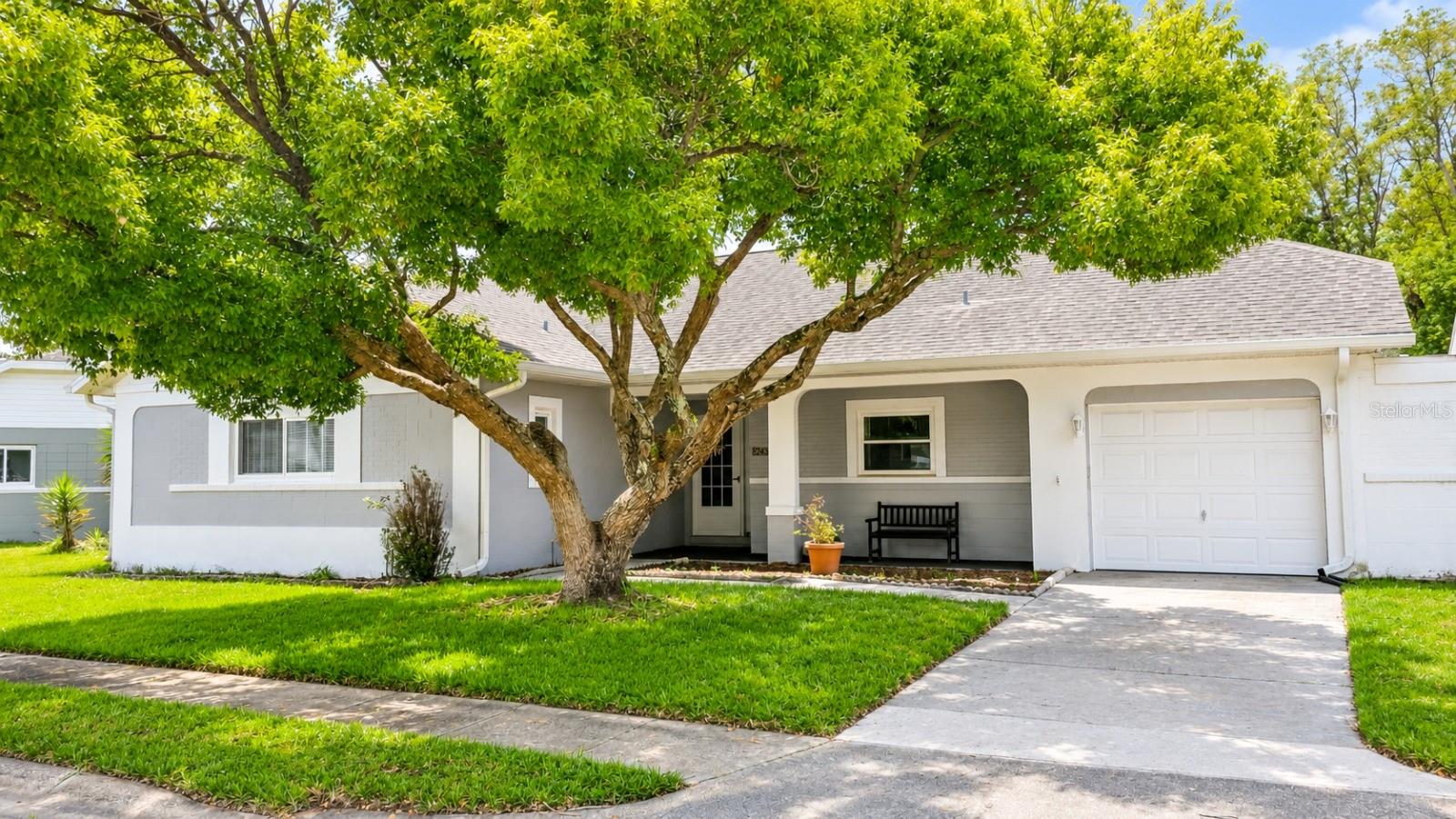 8243 Le Mesa Street, FL