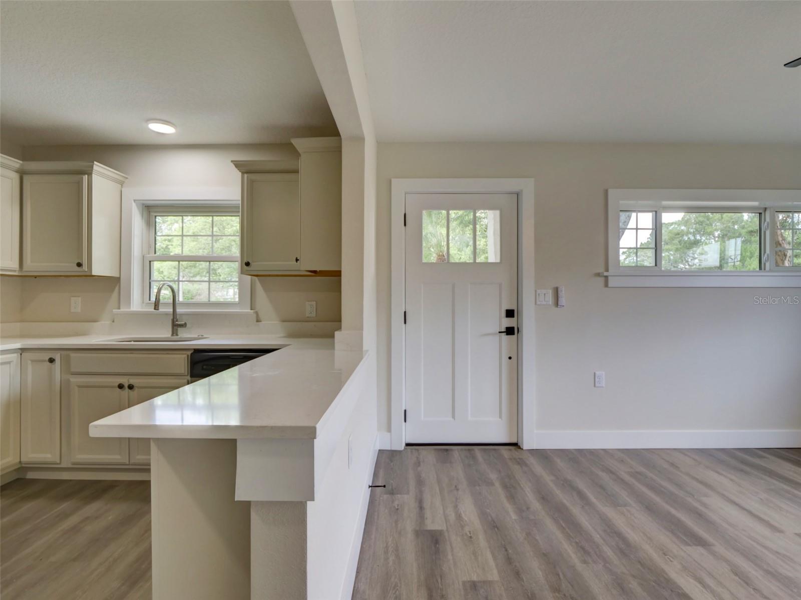 2709 Arc Drive, FL